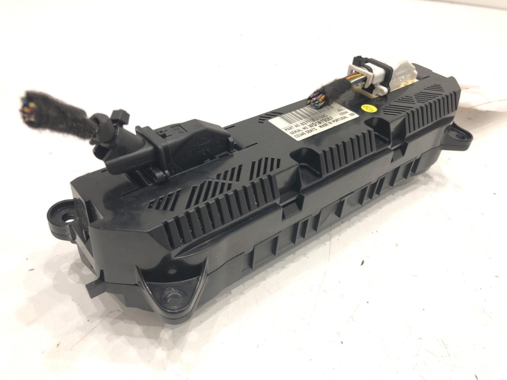 STARK-599220-1