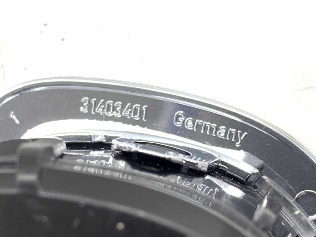 STARK-832100-4