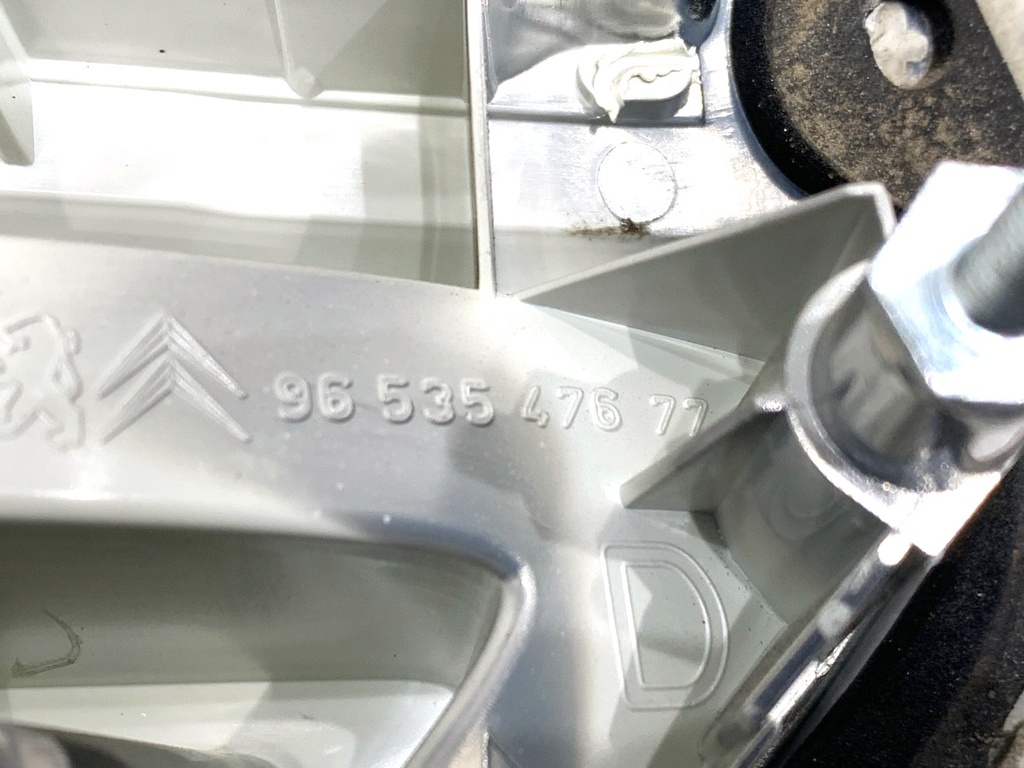 STARK-846718-4