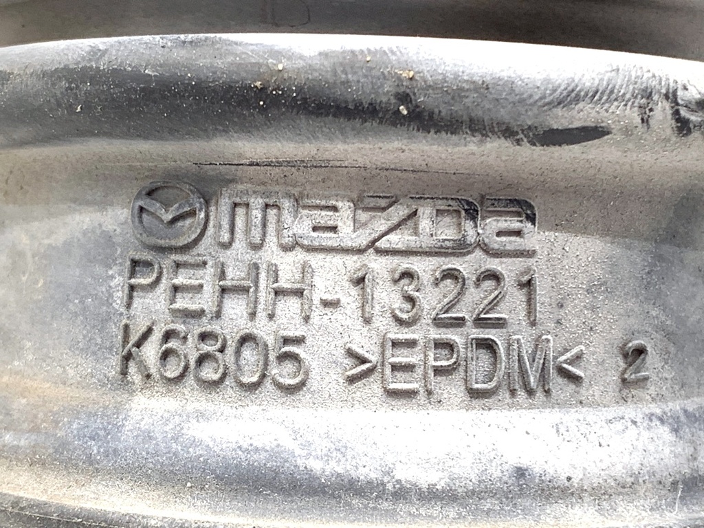 STARK-889047-3
