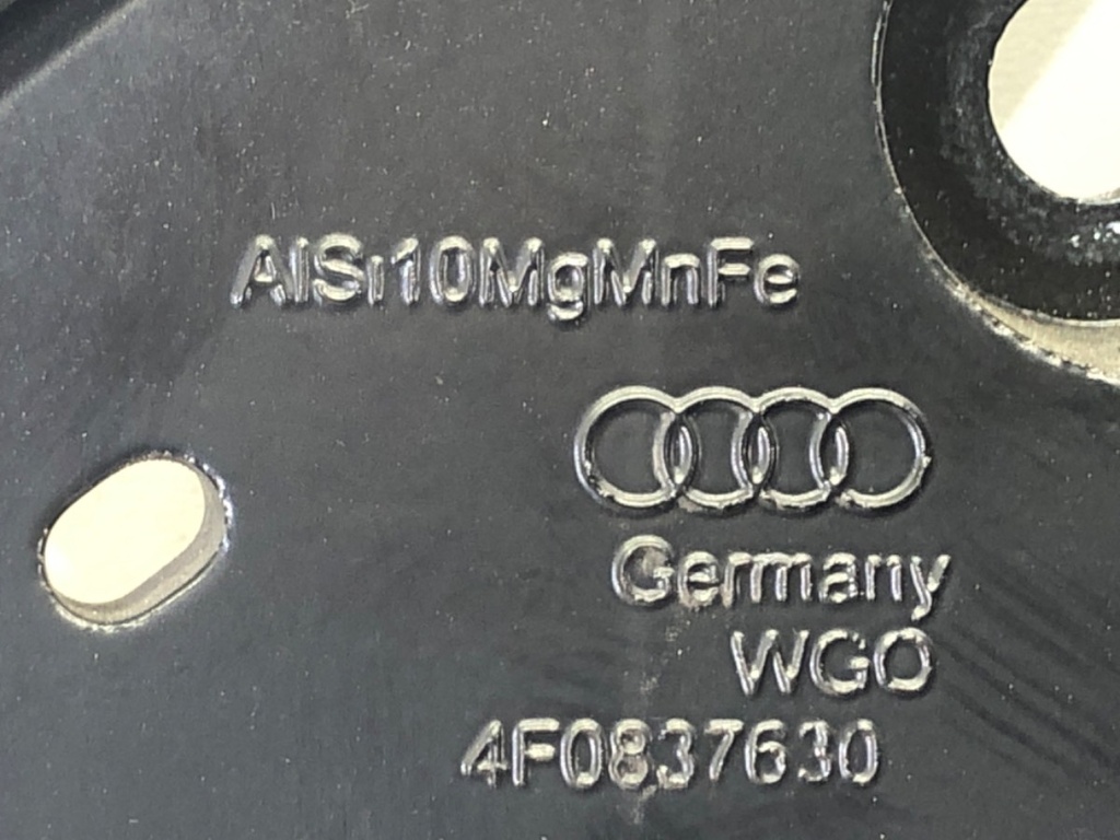 STARK-692686-4