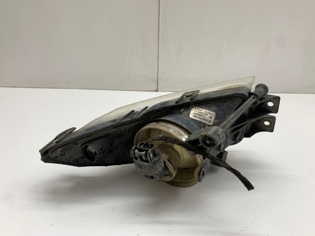 STARK-938802-1