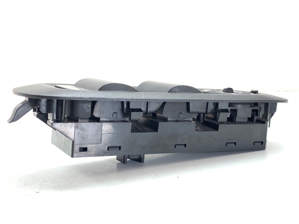 STARK-944434-1