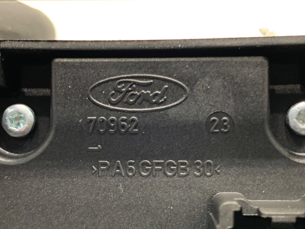 STARK-876749-4