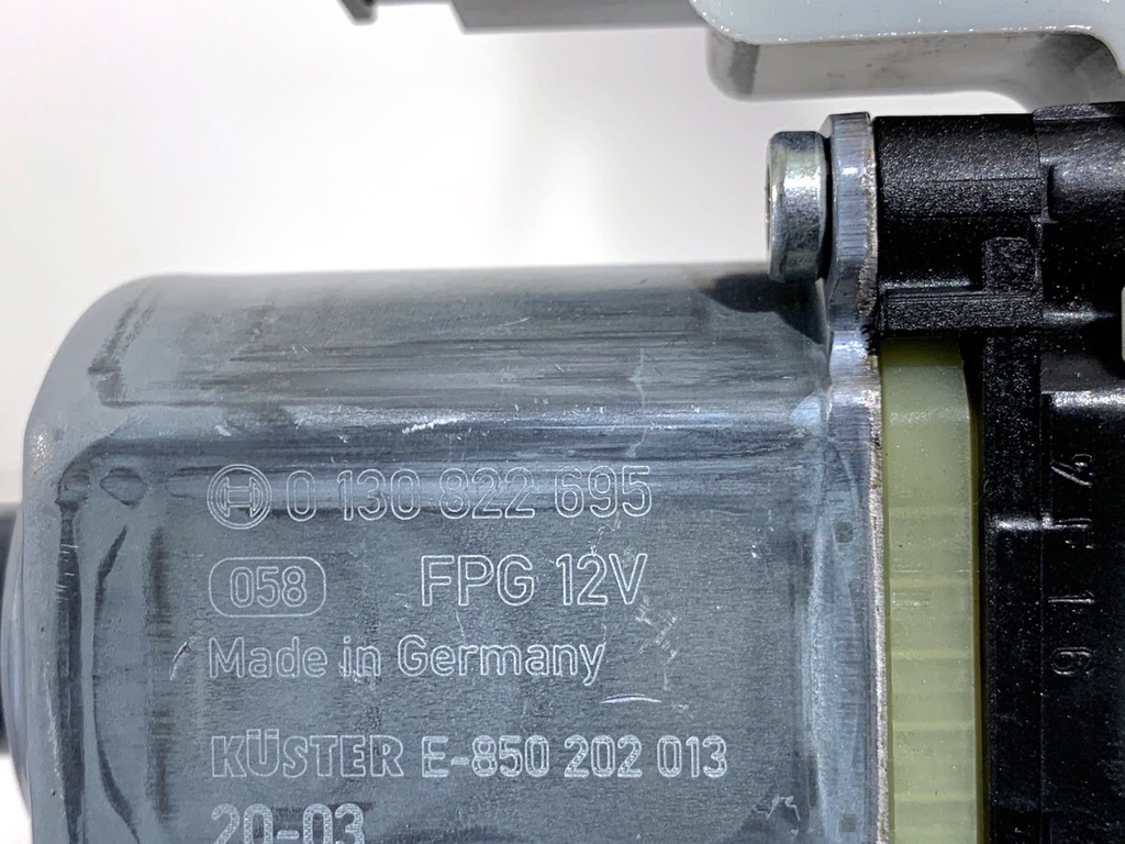 STARK-890986-5