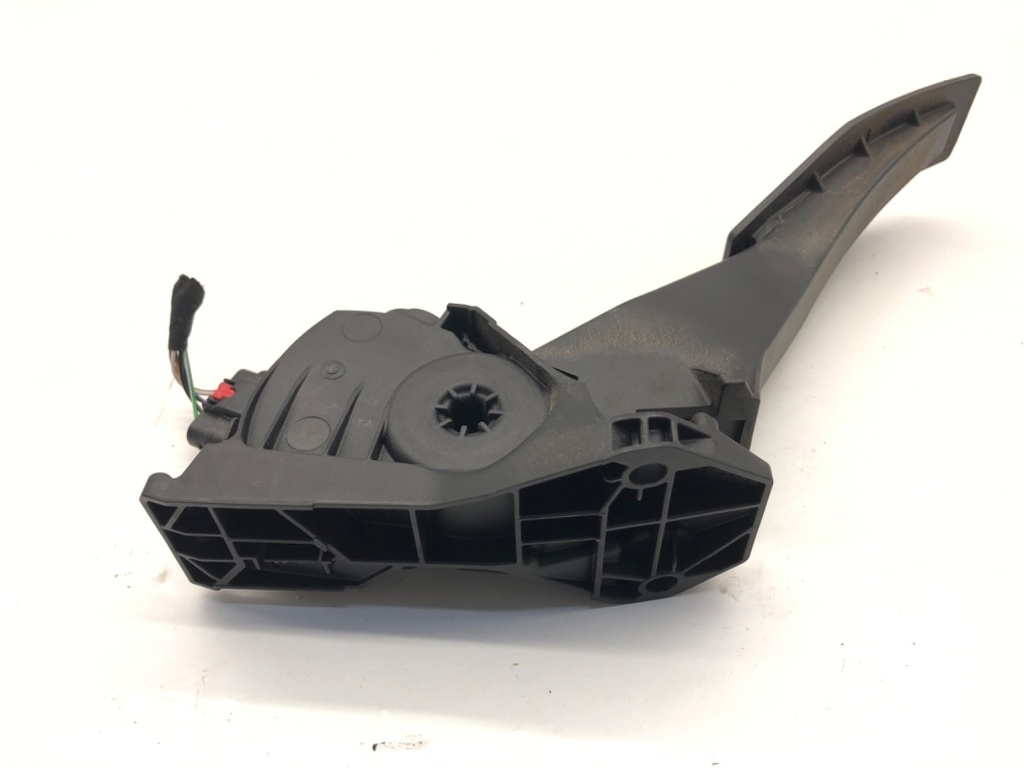STARK-907502-1