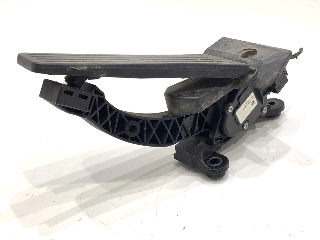 STARK-907596-1