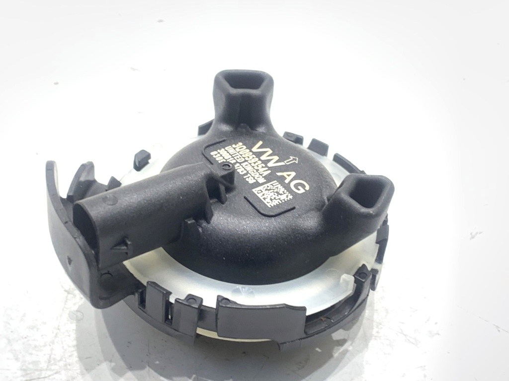 STARK-907852-1