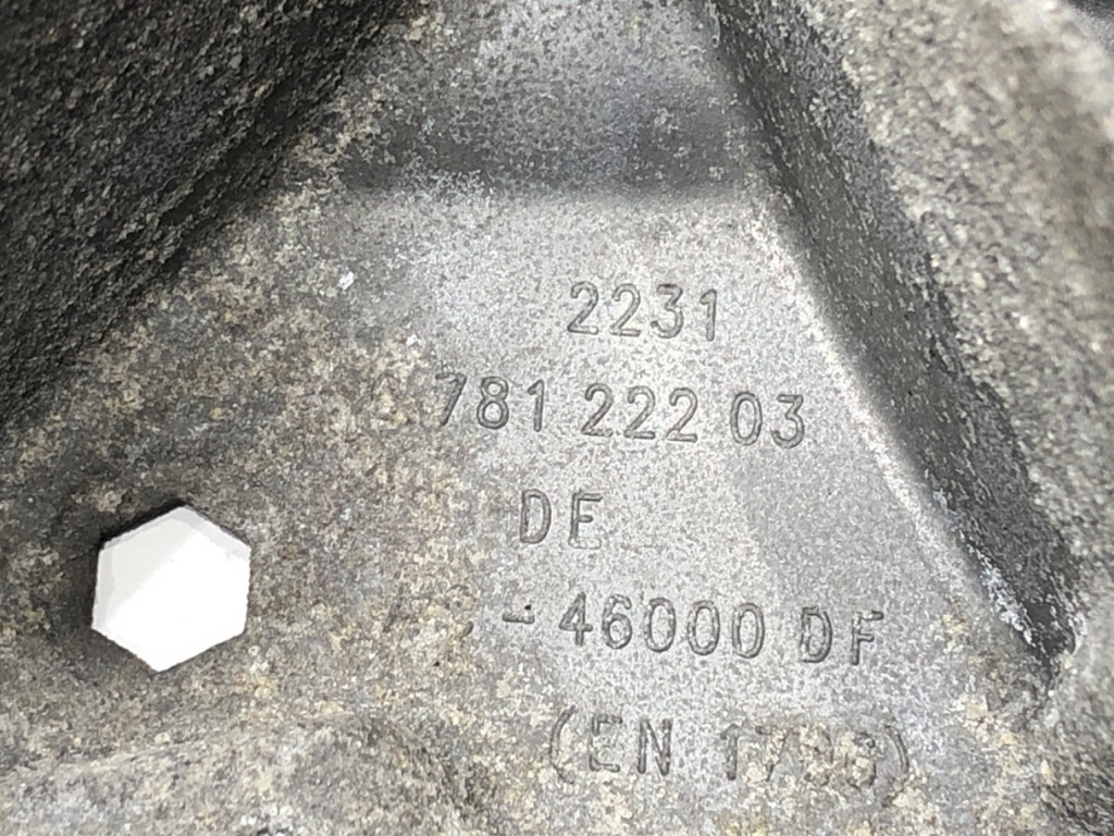 STARK-669880-4