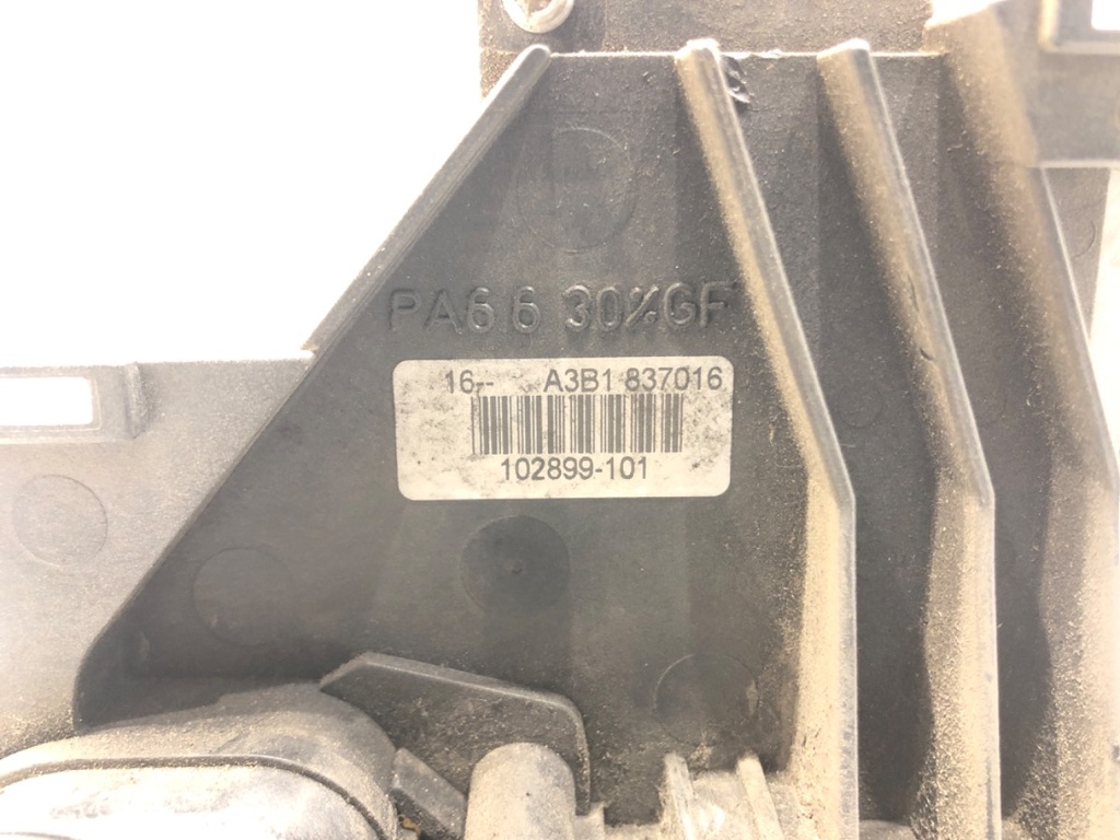 STARK-681218-4