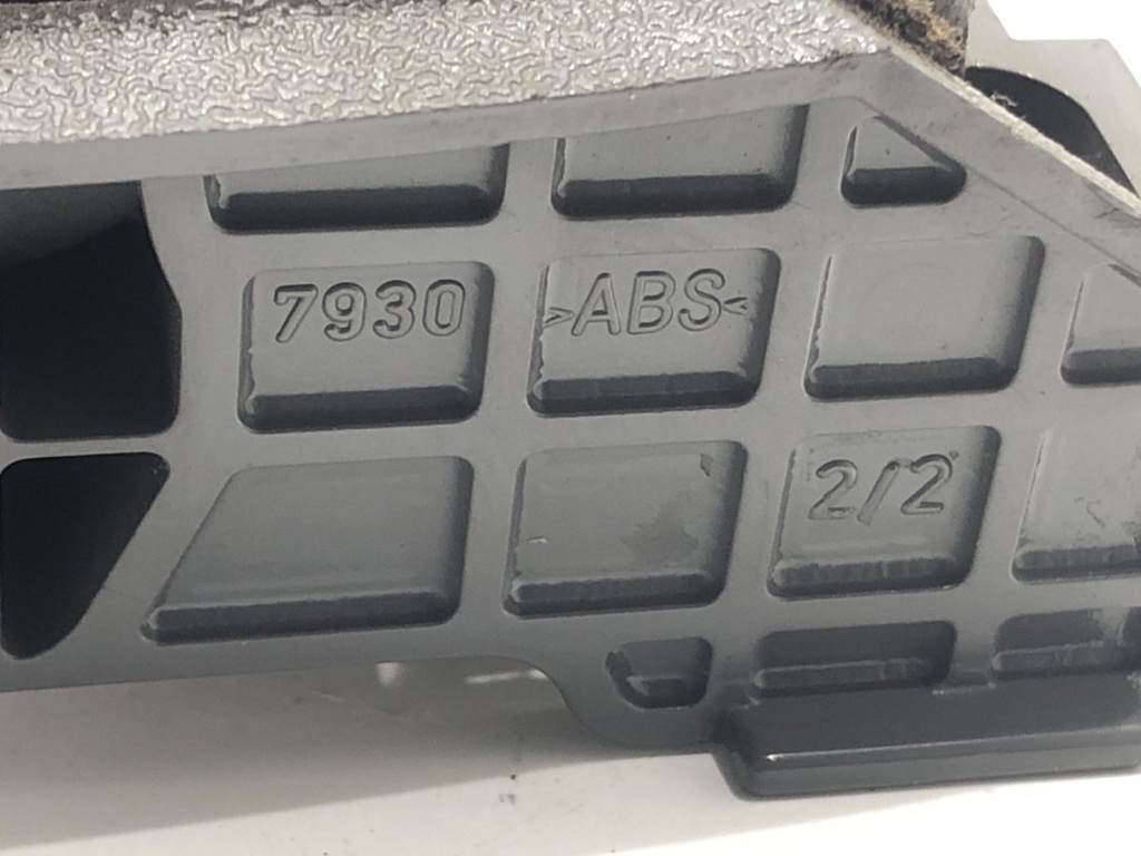 STARK-686737-3