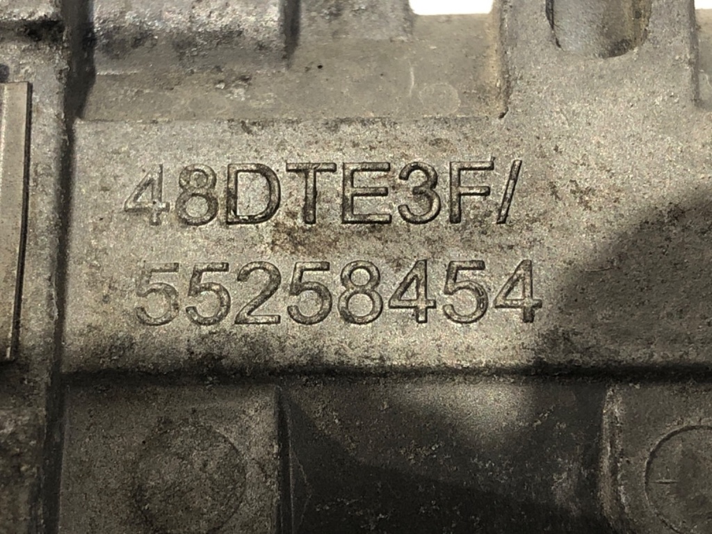STARK-692132-4