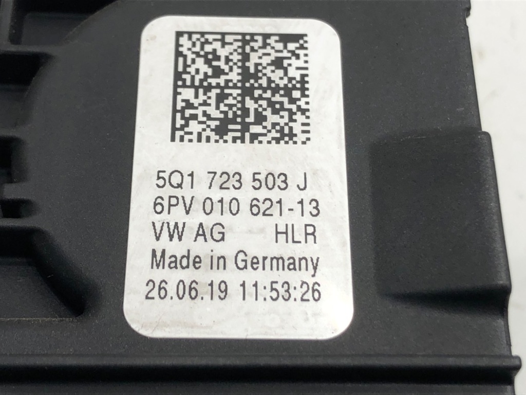 STARK-698167-3