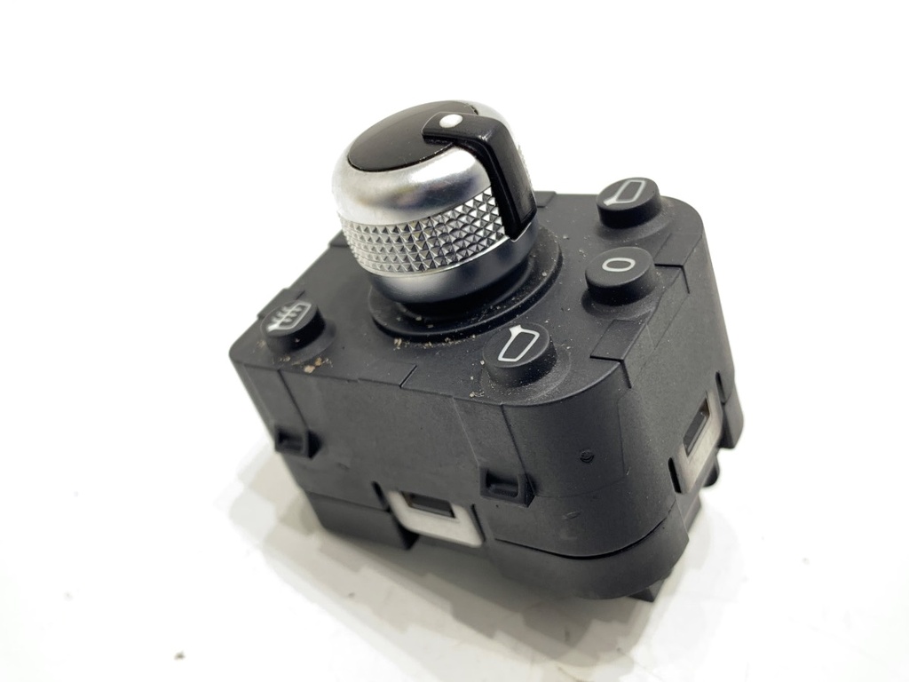 STARK-720271-1