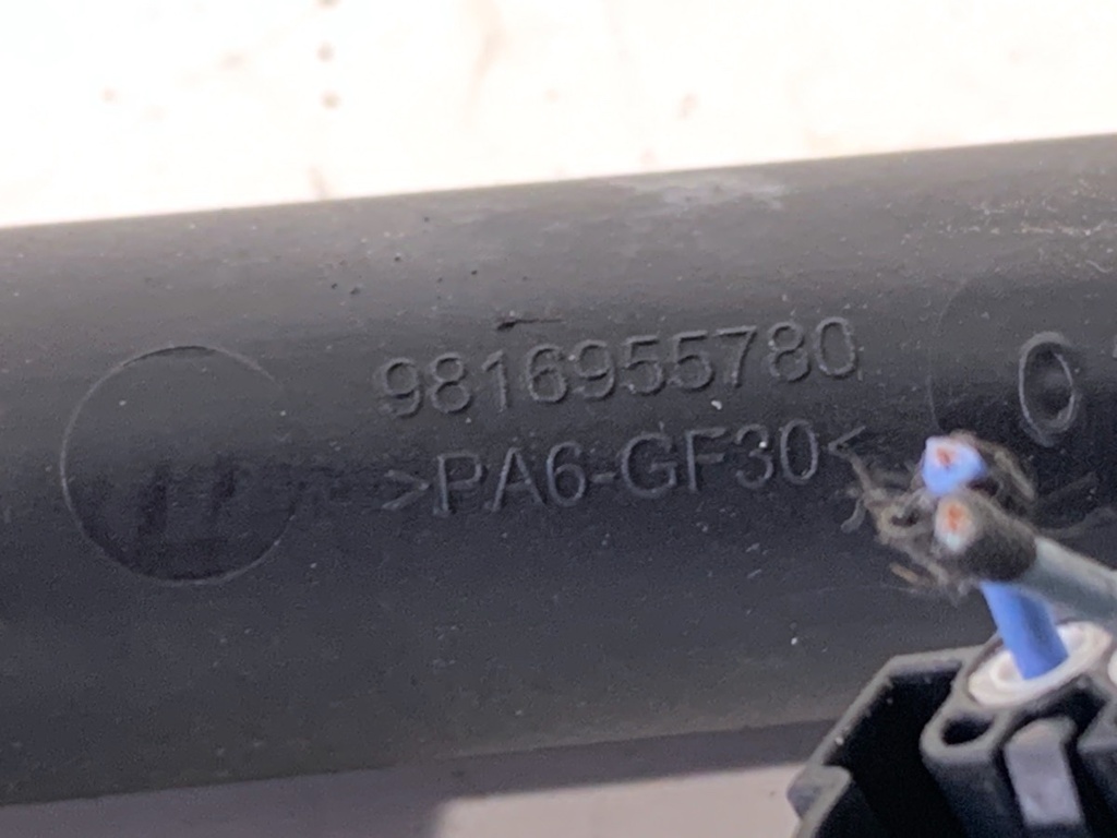 STARK-727802-4