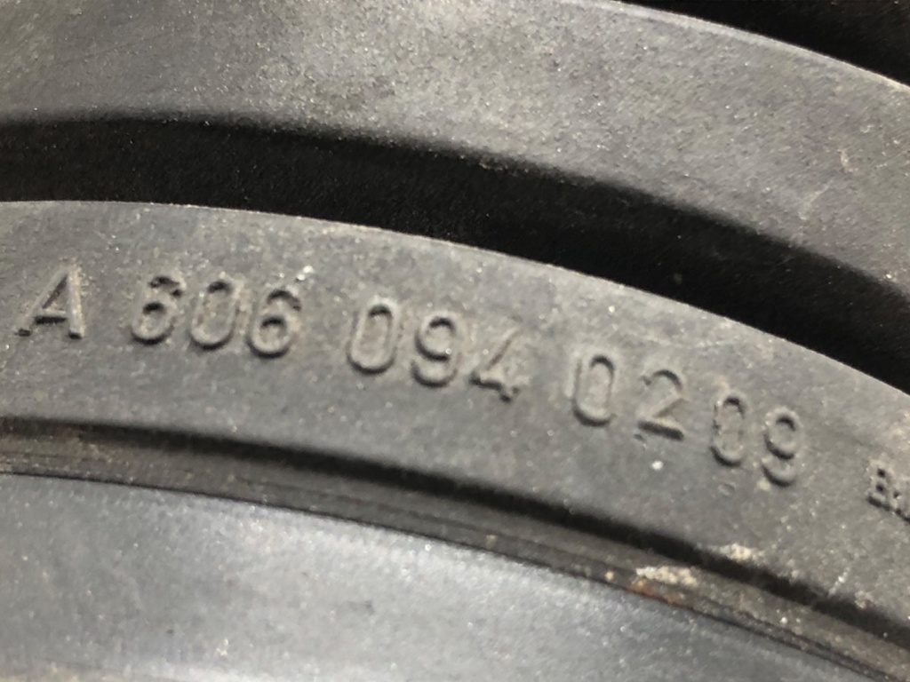 STARK-599564-2