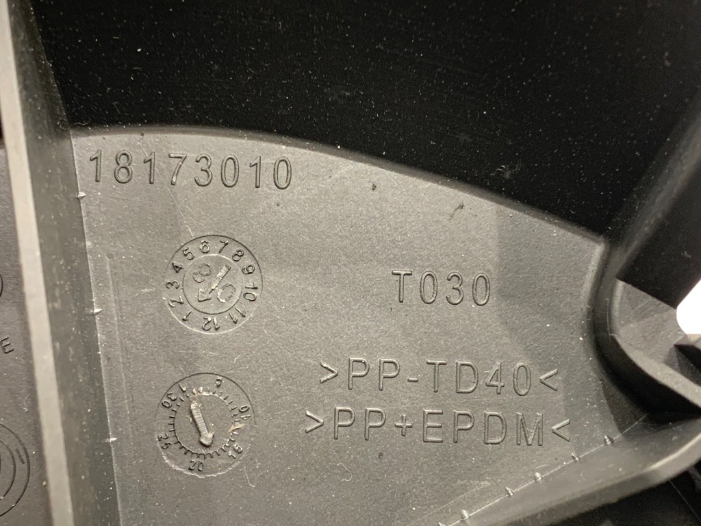 STARK-838385-4