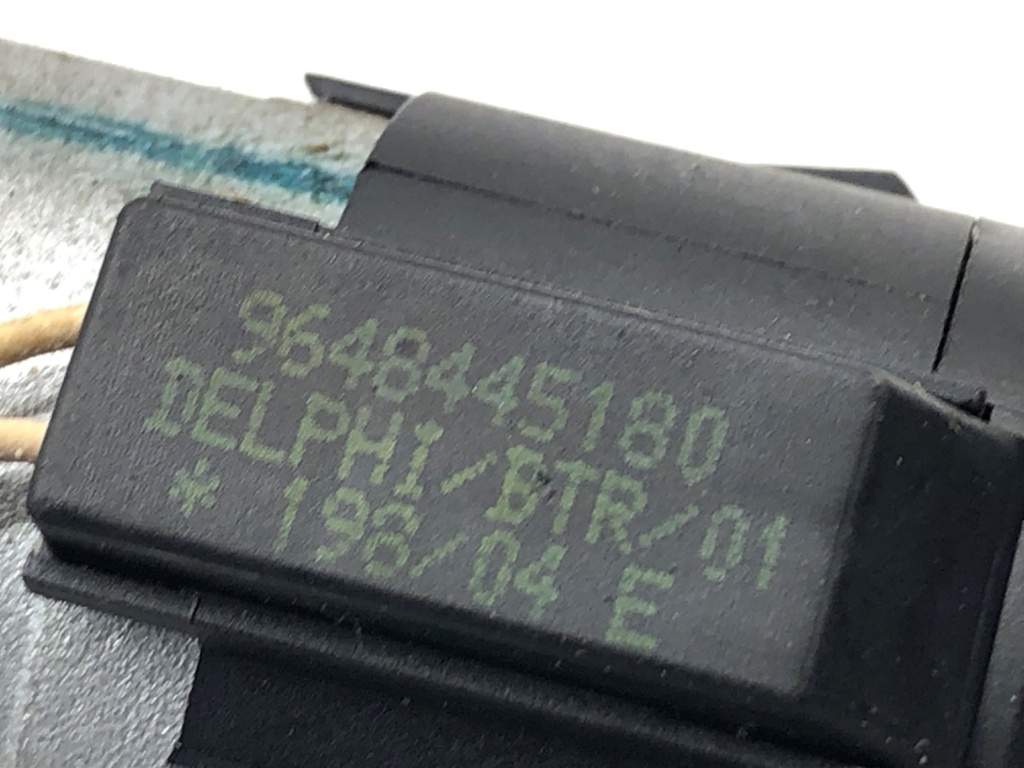 STARK-859318-3