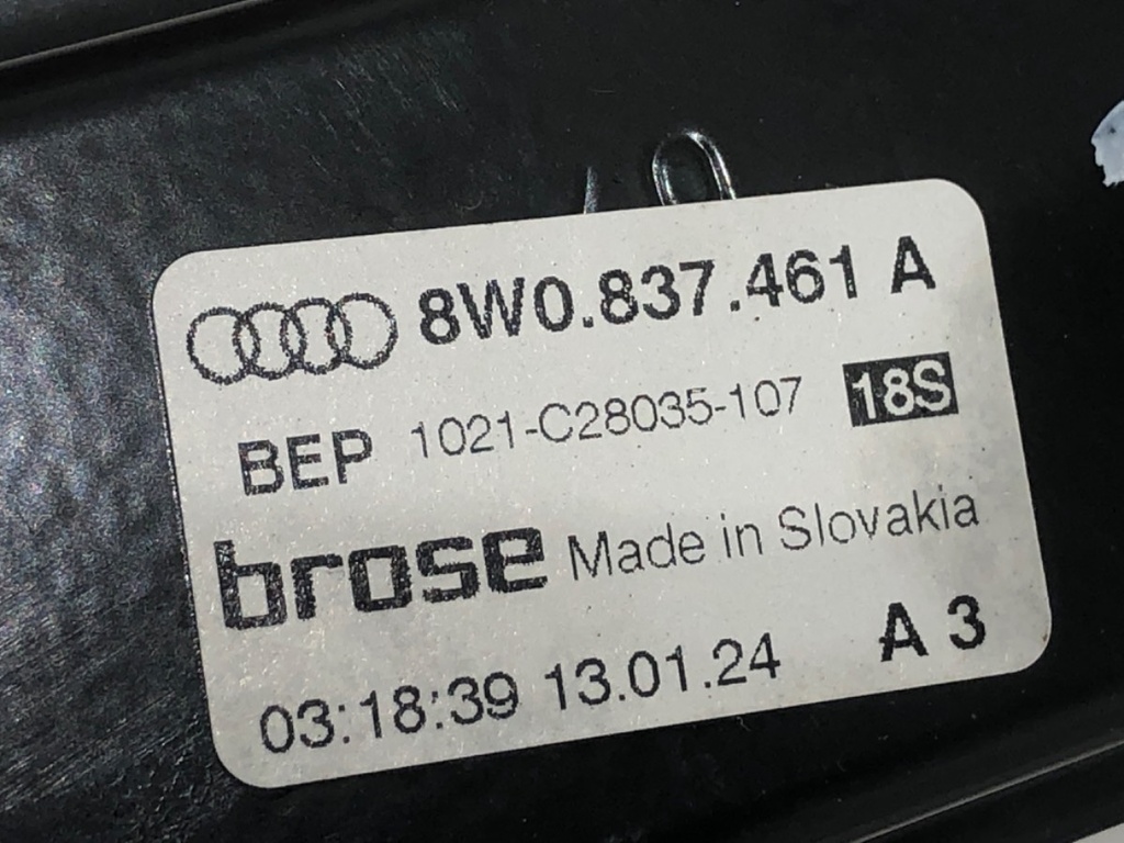 STARK-779038-4