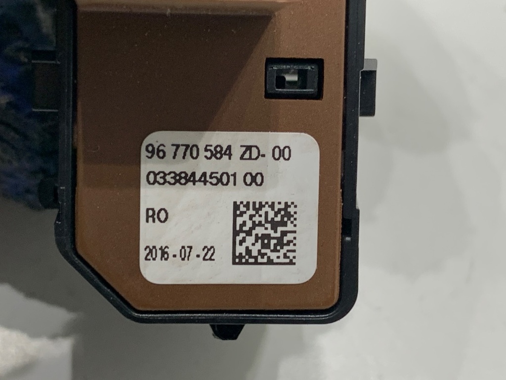 STARK-840973-3