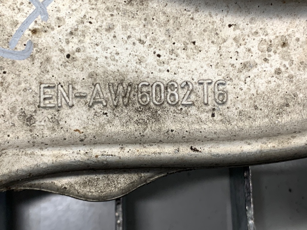STARK-850189-4