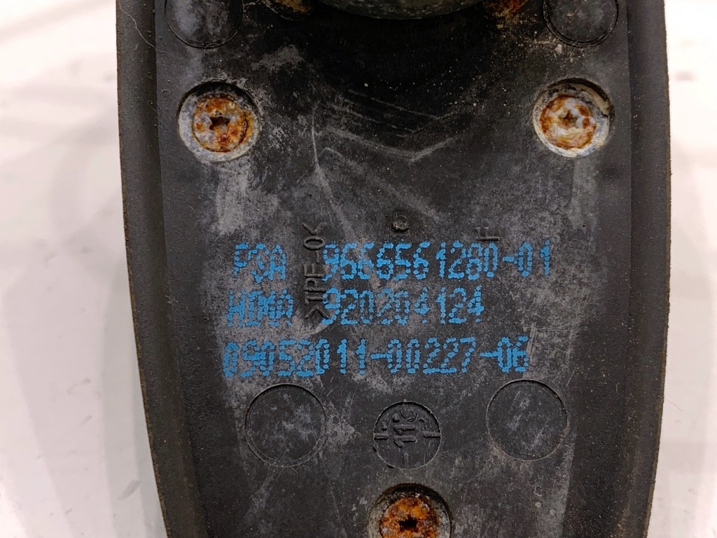STARK-864543-3
