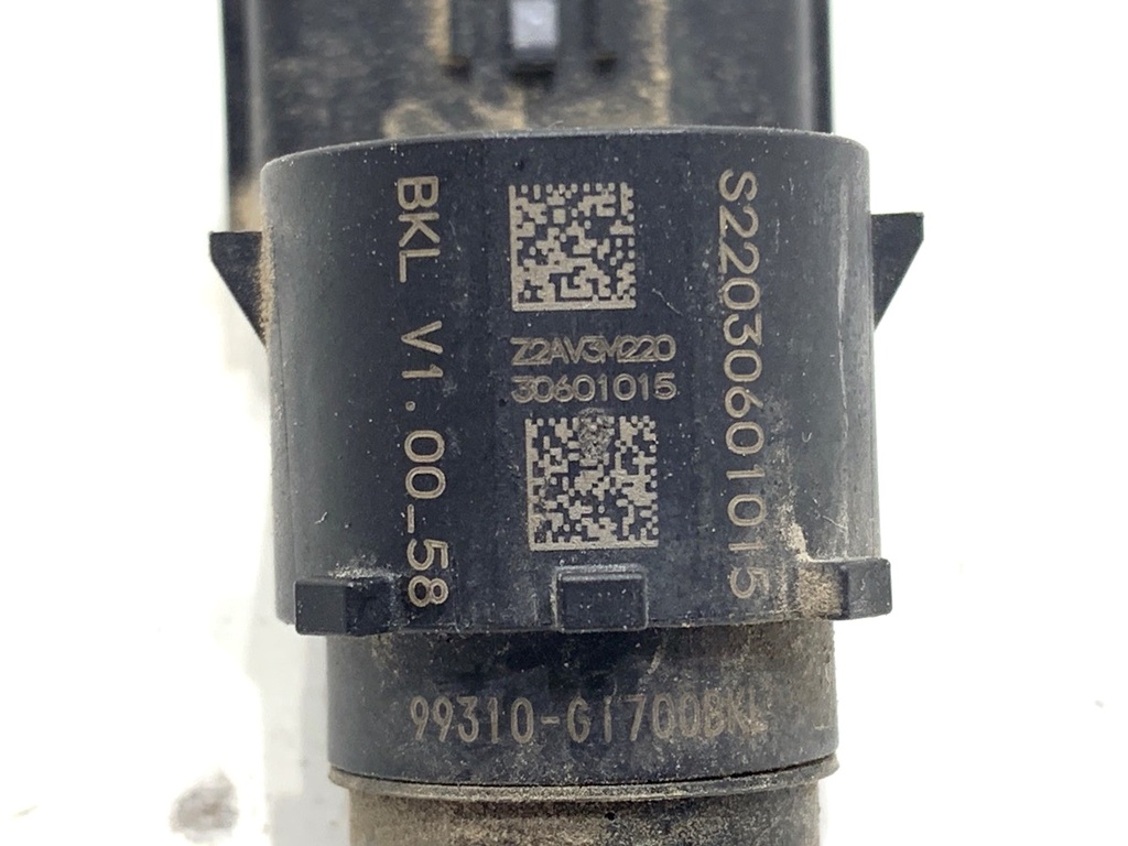STARK-890782-3