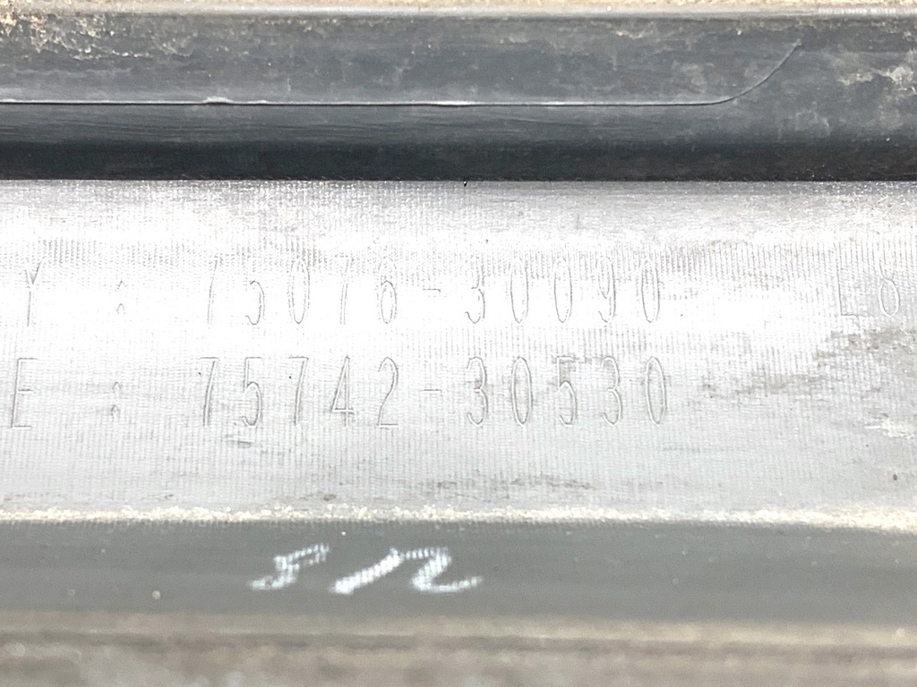 STARK-735421-4