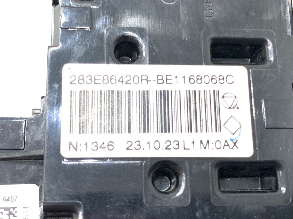 STARK-944746-4