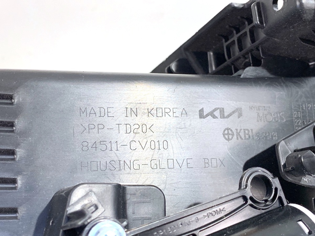 STARK-889765-6