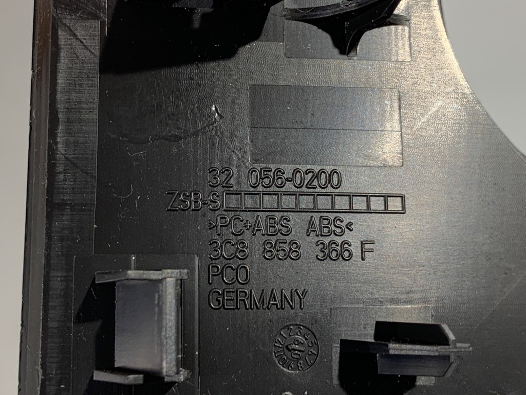 STARK-930957-4