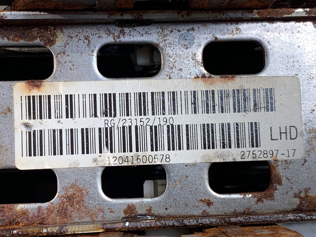 STARK-929339-4