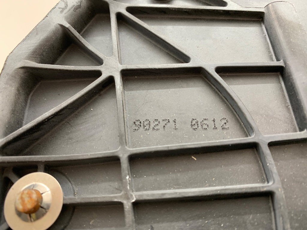 STARK-927850-4