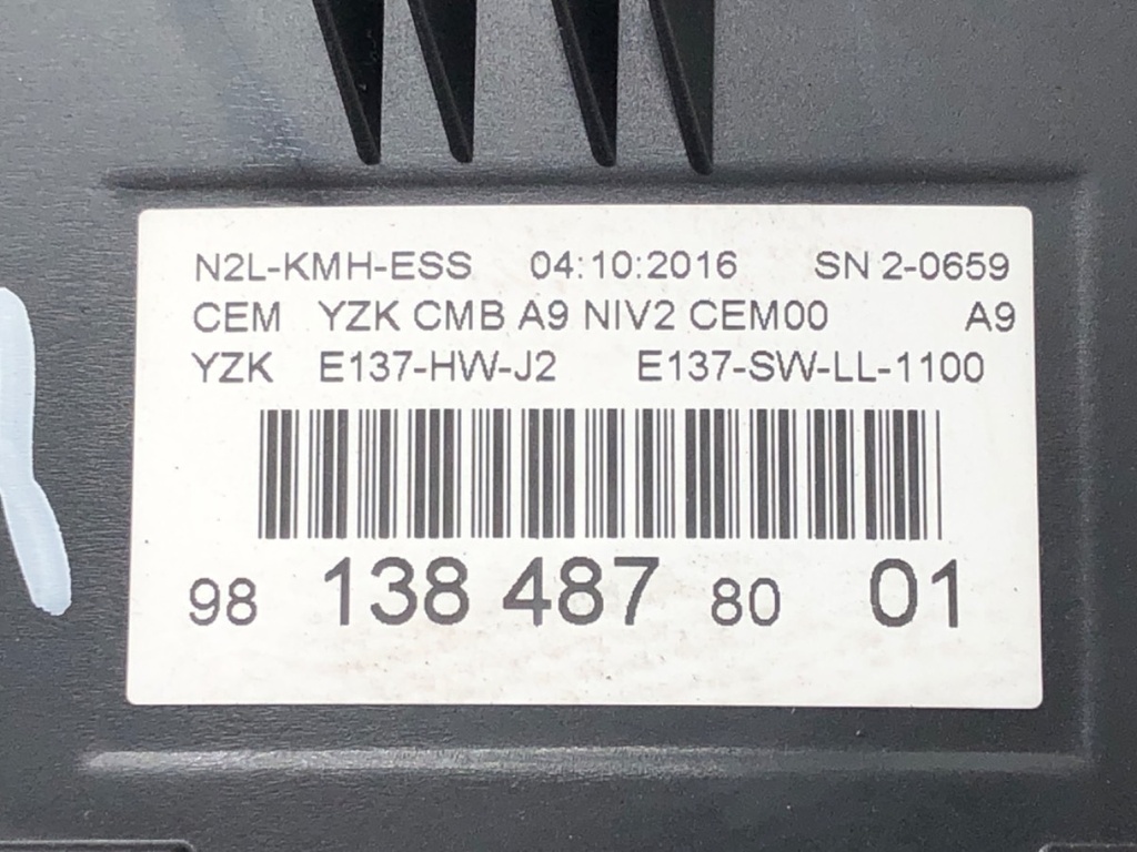 STARK-512578-4