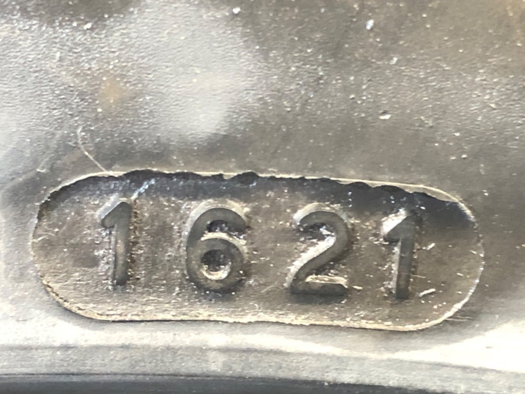 STARK-889708-4