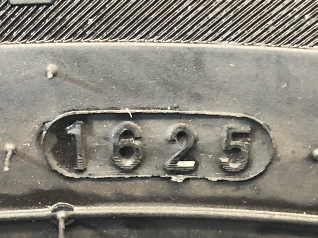 STARK-915924-4