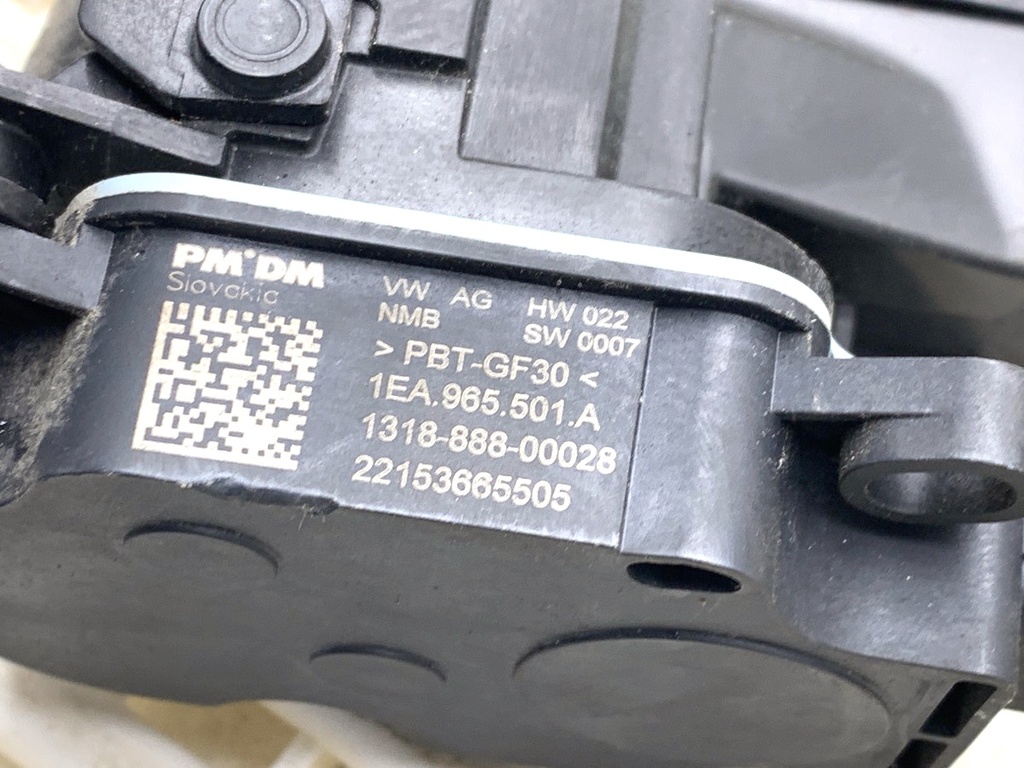 STARK-869237-4