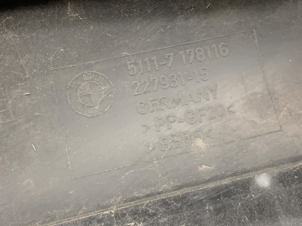 STARK-946890-3