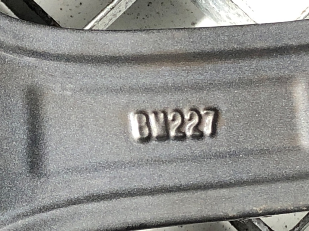 STARK-541346-1