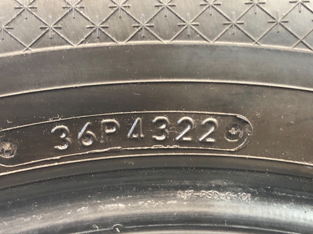 STARK-851052-4