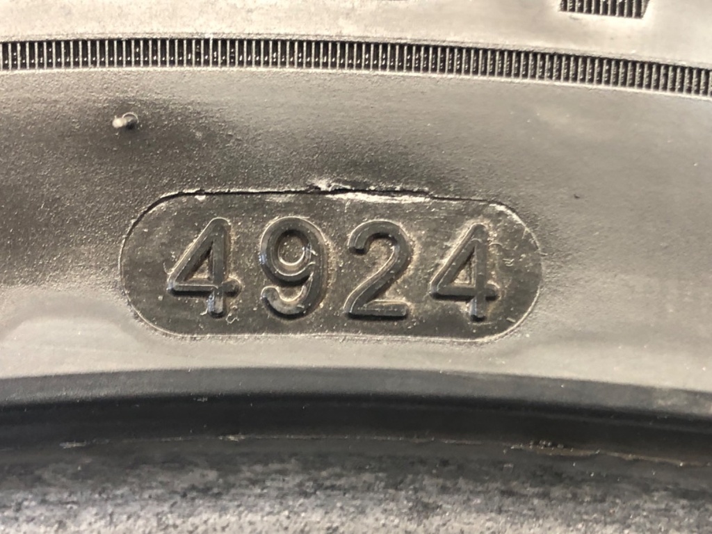 STARK-859111-4