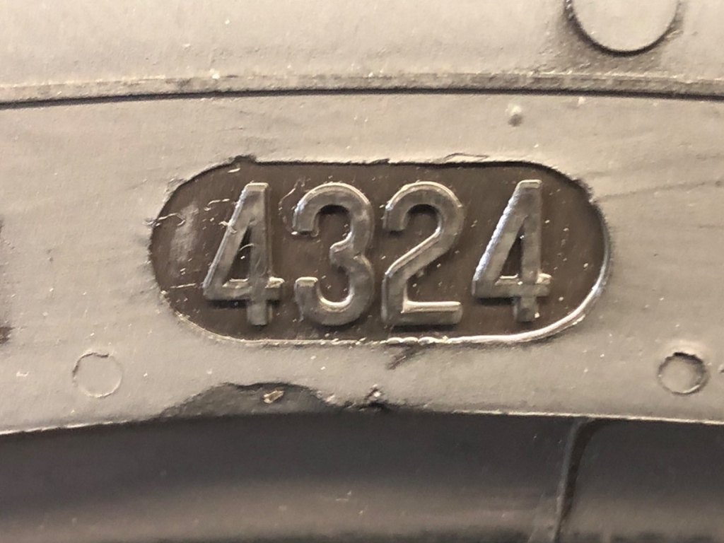 STARK-915537-2
