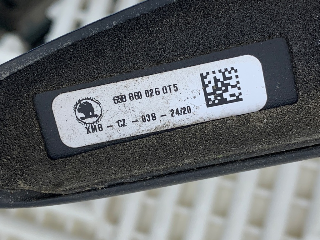 STARK-890973-5