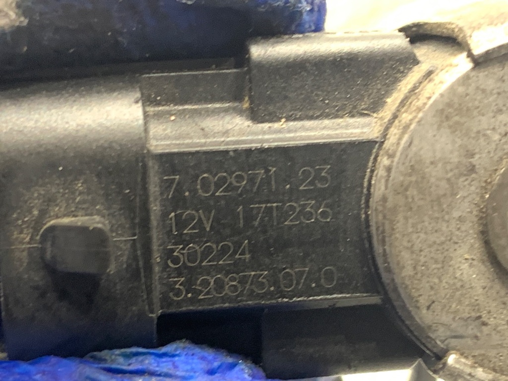 STARK-848381-3