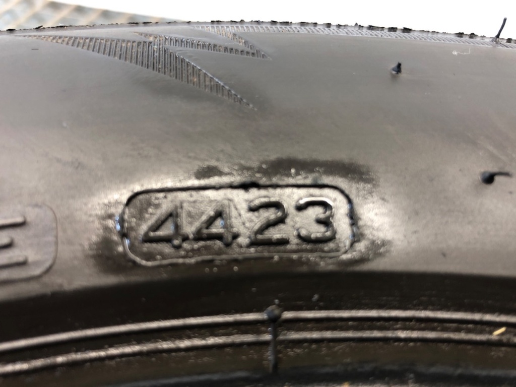 STARK-871842-3