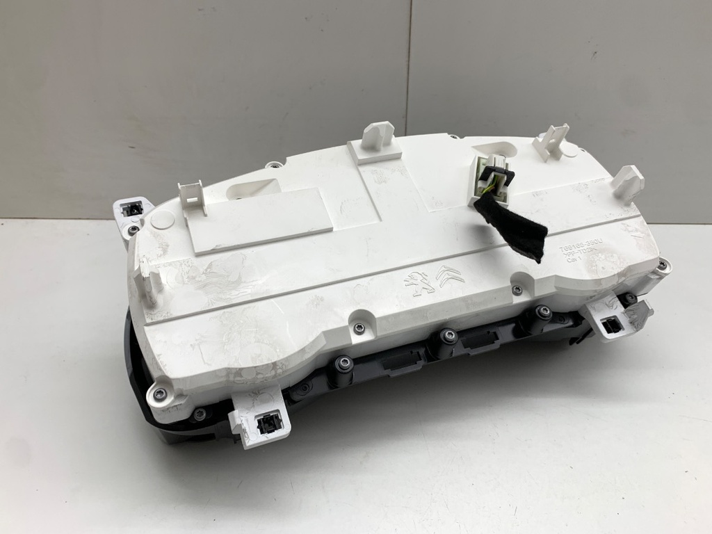 STARK-927255-2