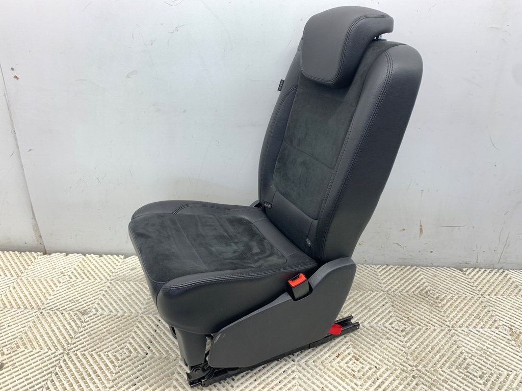 STARK-928277-4
