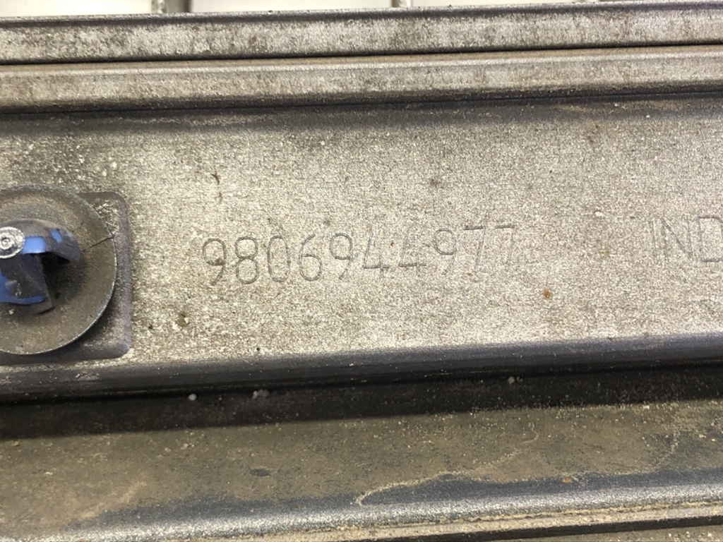 STARK-627977-4