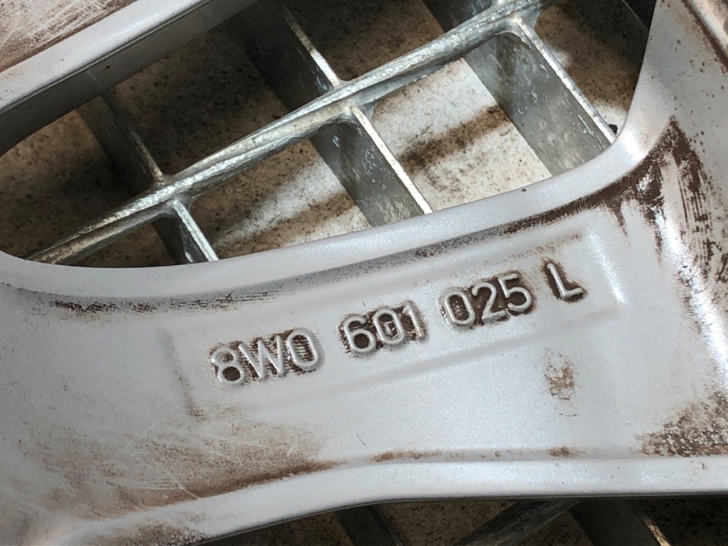 STARK-784827-5