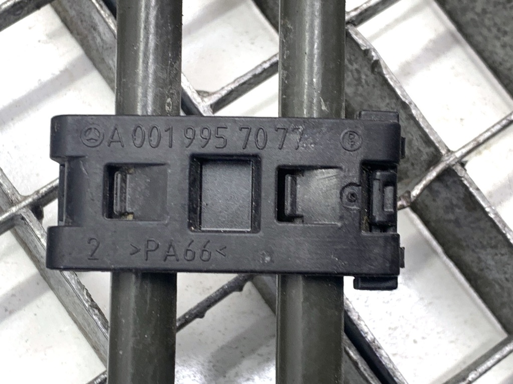 STARK-819458-4